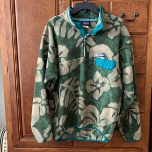 Patagonia Men's Synchilla Floral Crewneck - Green with Teal accents
